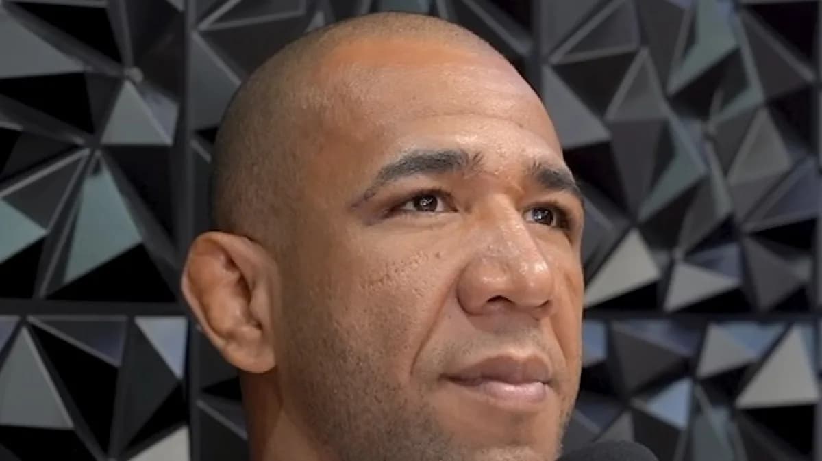Gregory Rodrigues, lutador brasileiro do UFC, durante entrevista