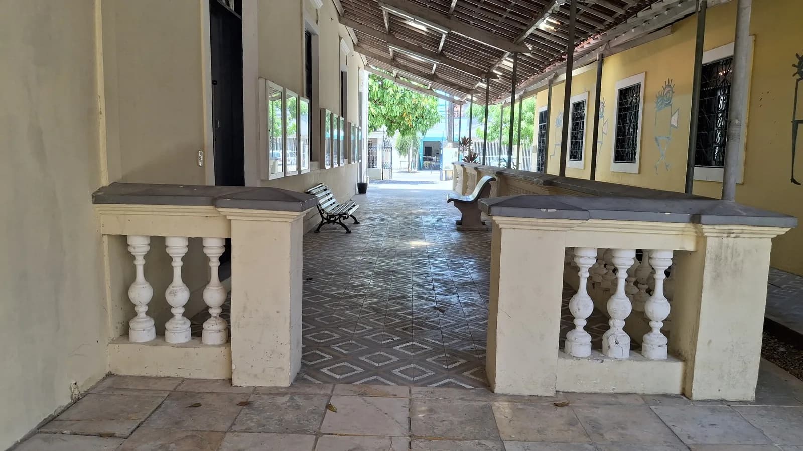 Casa Amarela Eusélio Oliveira, prédio histórico da UFC no campus do Benfica, em Fortaleza