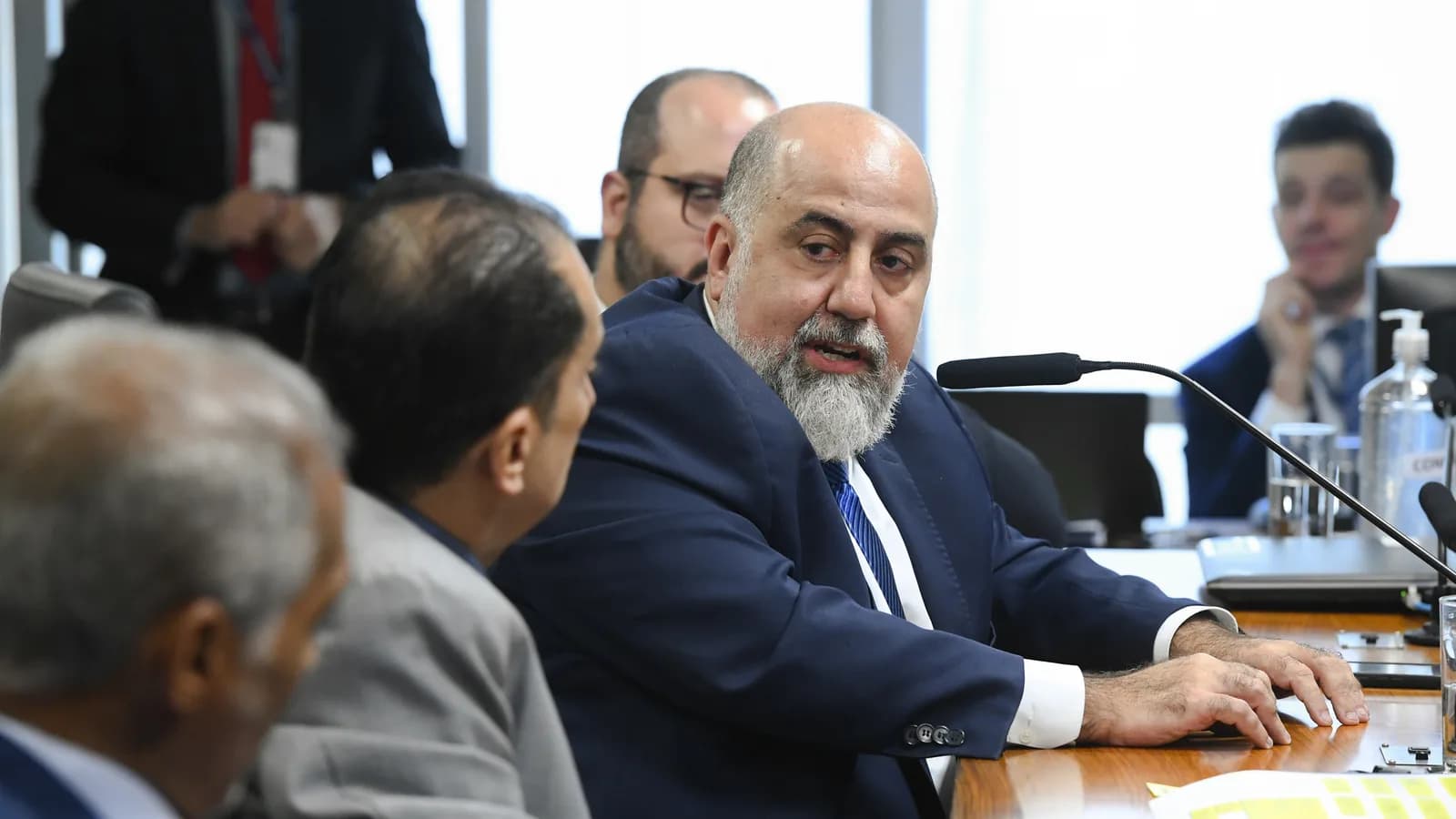 Testemunha depõe durante reunião da CPI da Manipulação de Jogos e Apostas Esportivas no Senado