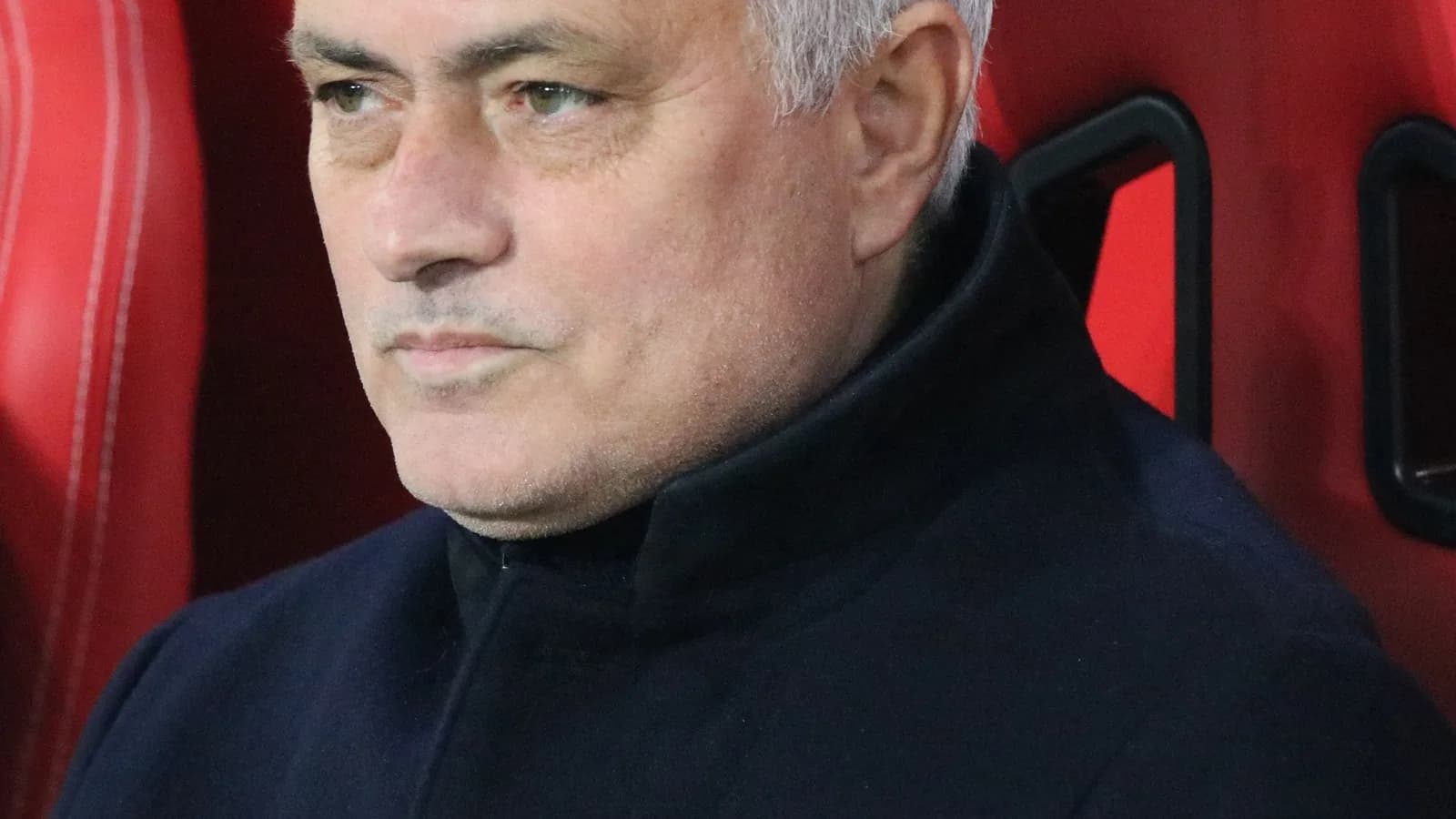 José Mourinho à beira do campo, foto de arquivo de 2023