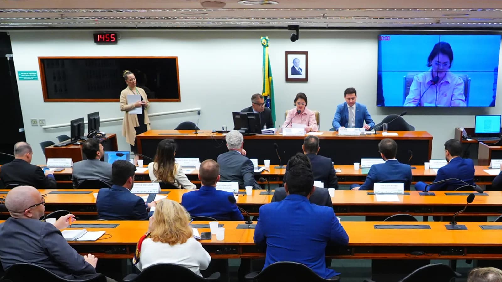 Audiência pública sobre acesso ao crédito rural na Câmara dos Deputados