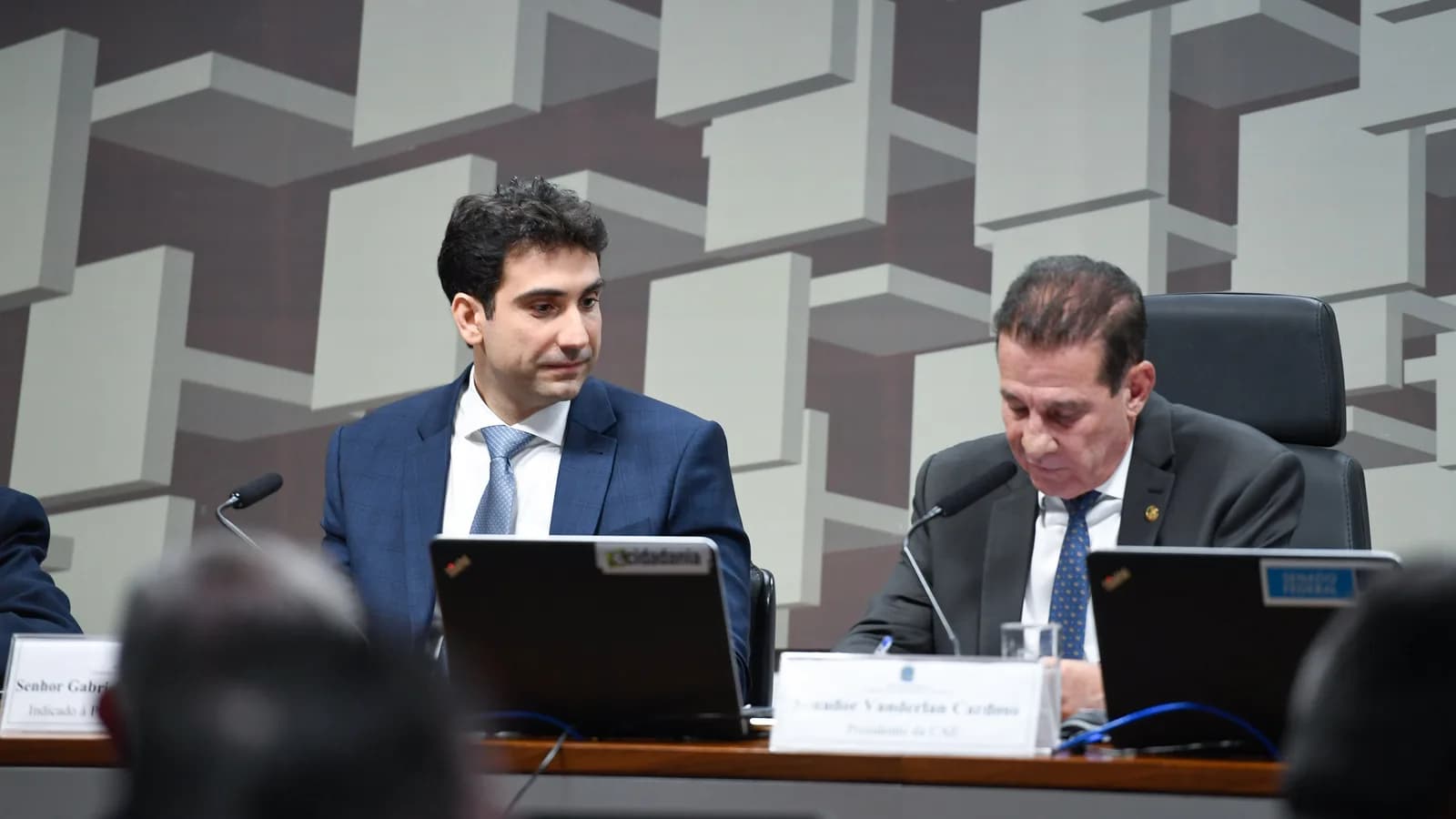 Gabriel Galípolo em comissão do Senado, foto de arquivo