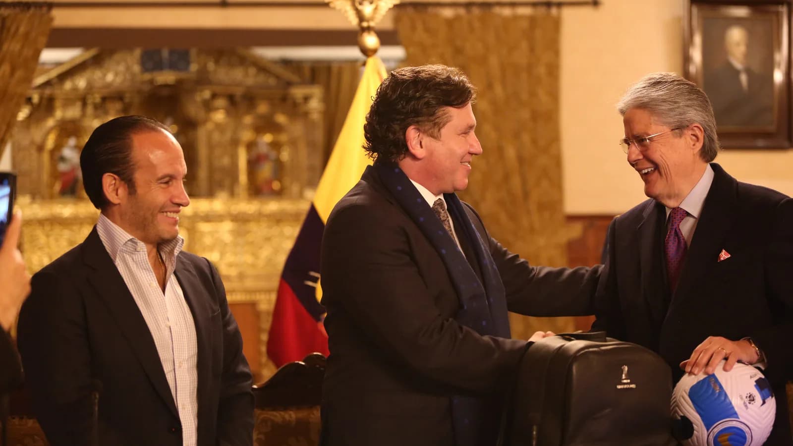 Alejandro Domínguez, presidente da Conmebol, em reunião oficial de arquivo