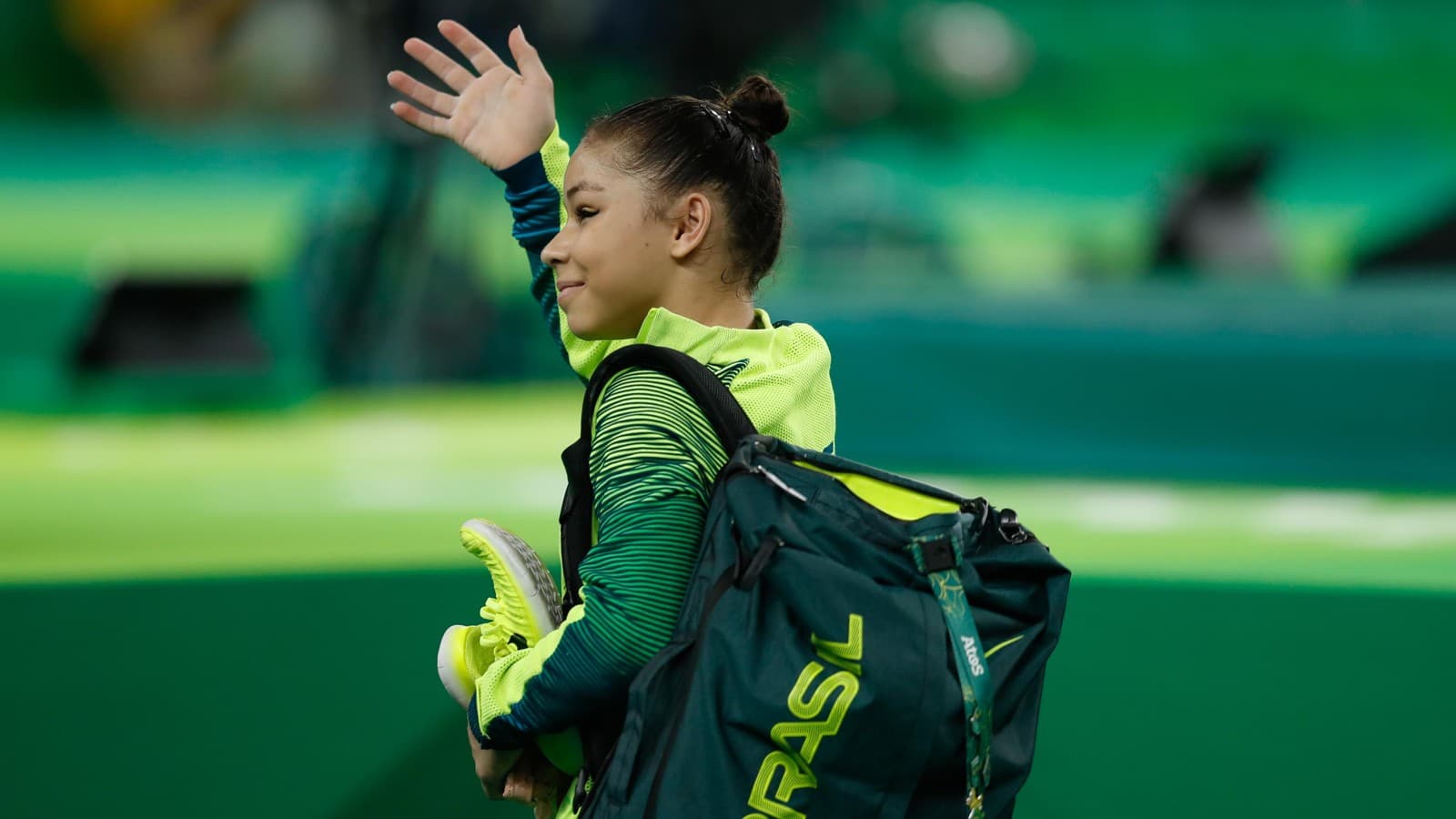 Flávia Saraiva acena durante os Jogos Olímpicos Rio 2016