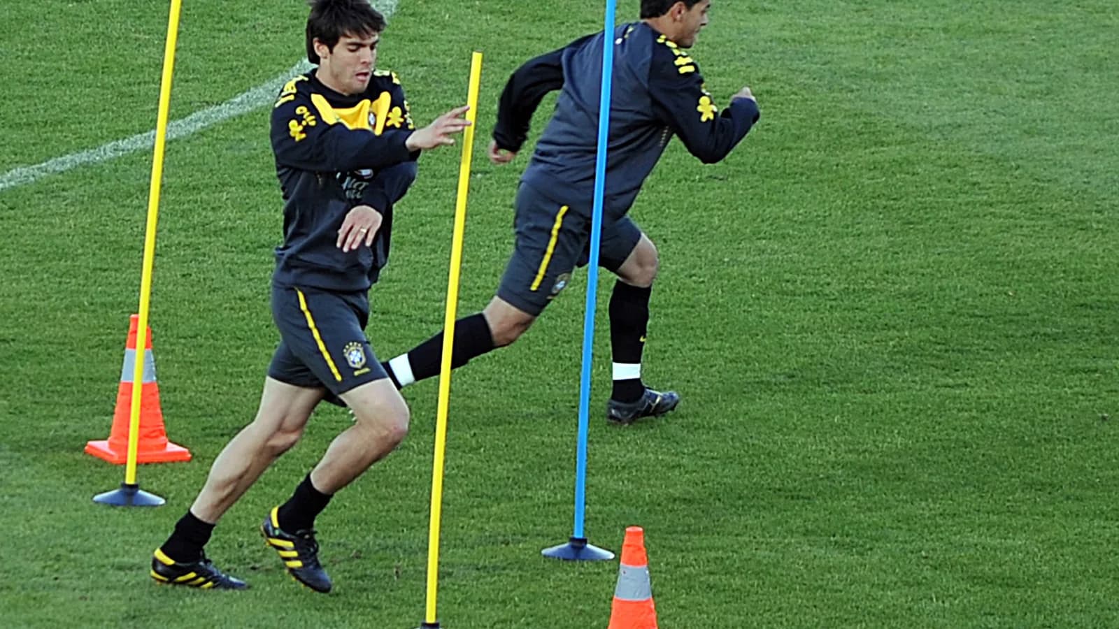 Kaká durante treino da seleção brasileira, foto de arquivo de 2010