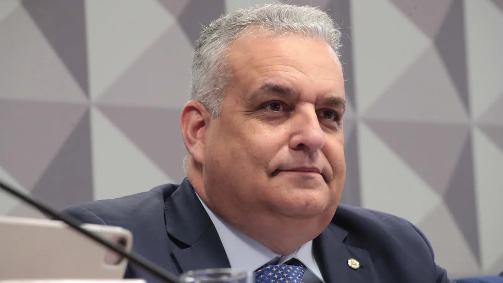 Deputado Alfredo Gaspar, vice de Flávio Bolsonaro, durante sessão na Câmara