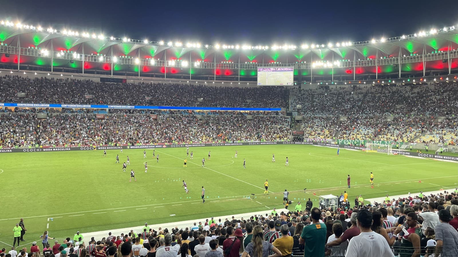 Maracanã lotado durante um clássico entre Fluminense e Vasco; imagem de arquivo de maio de 2023