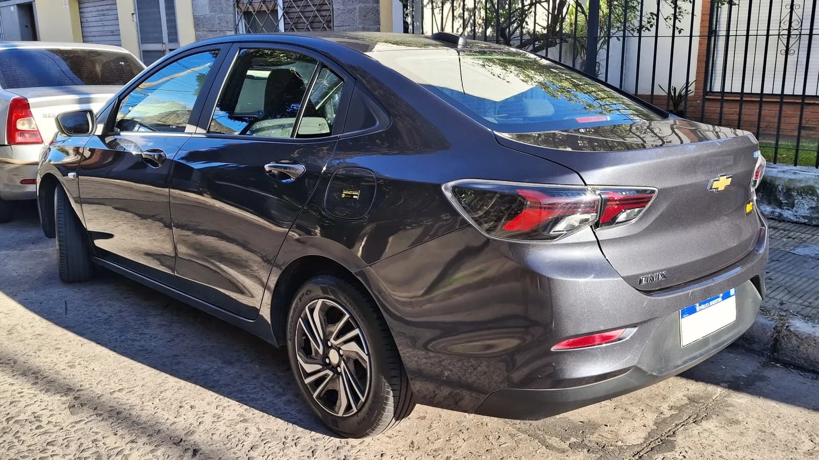 Chevrolet Onix Plus, sedã mais vendido do Brasil, em foto de arquivo