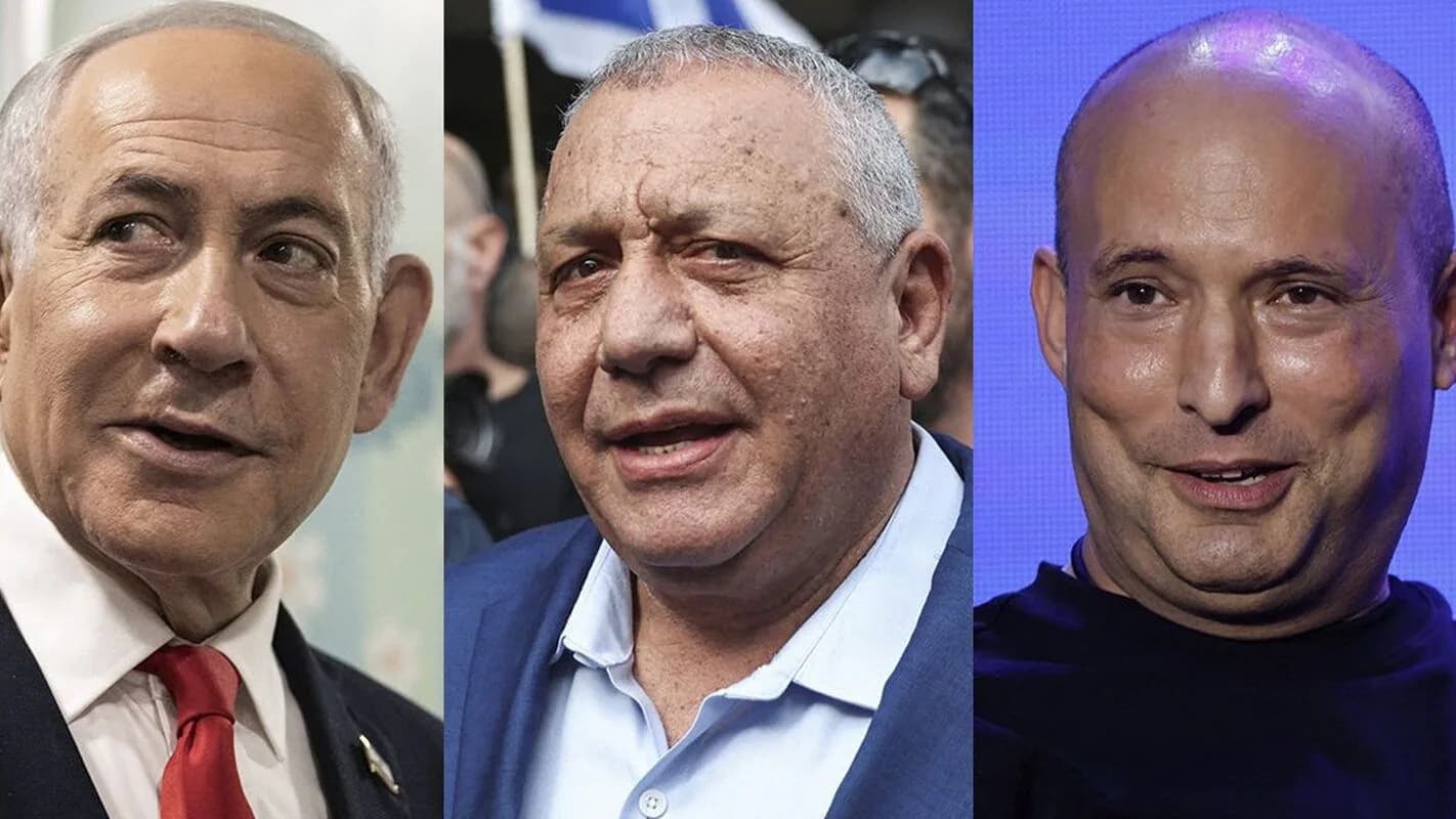 Montagem com os candidatos Benjamin Netanyahu, Gadi Eisenkot e Naftali Bennett, protagonistas da eleição parlamentar de Israel