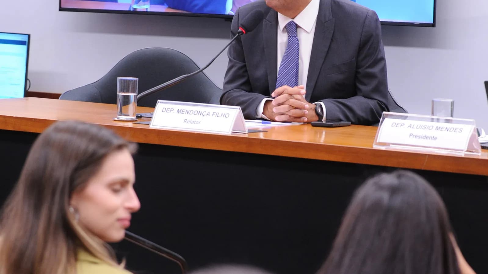 Deputado federal Mendonça Filho fala em audiência na Câmara dos Deputados