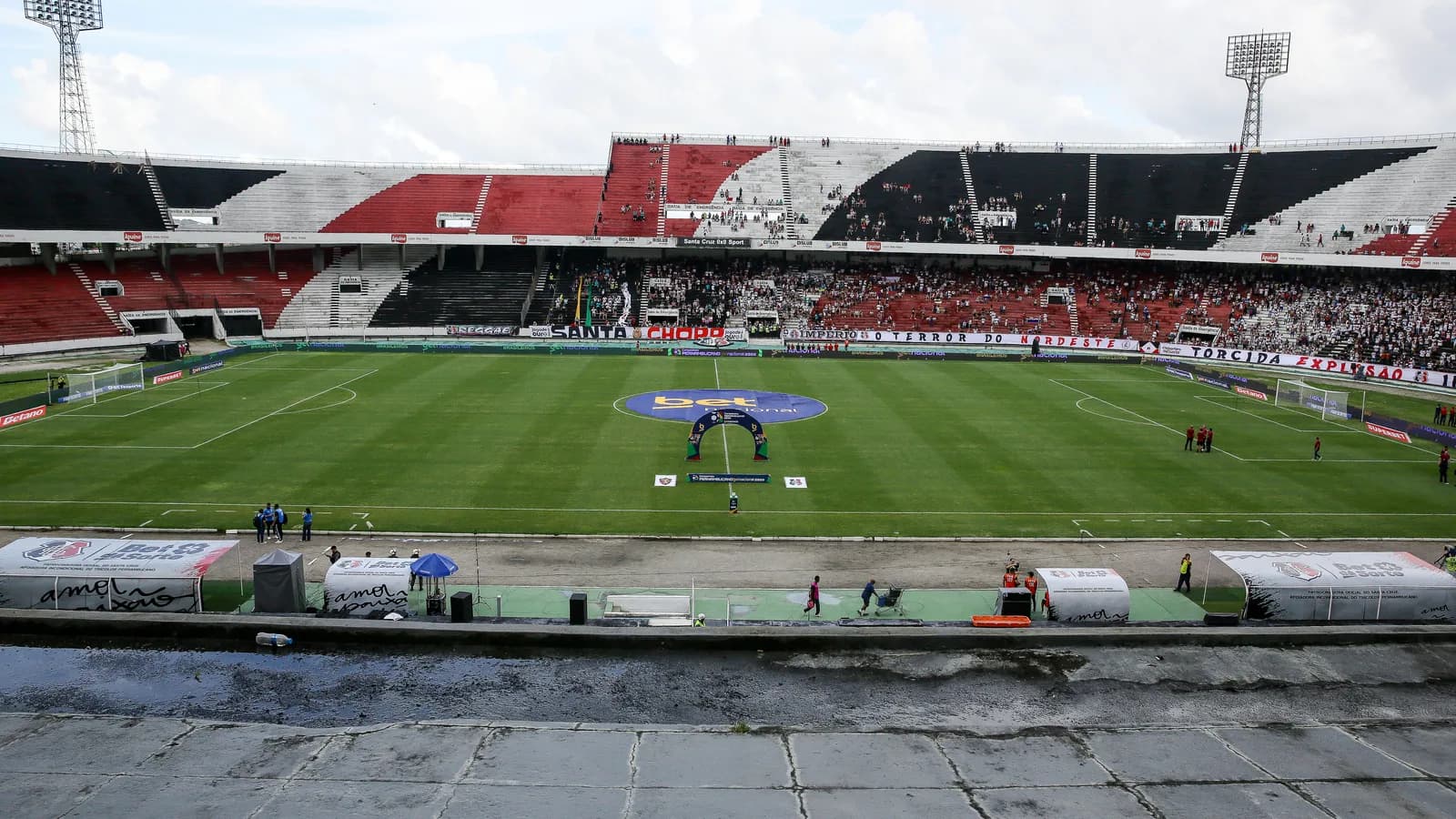 Estádio do Arruda em jogo do Santa Cruz, em imagem de arquivo