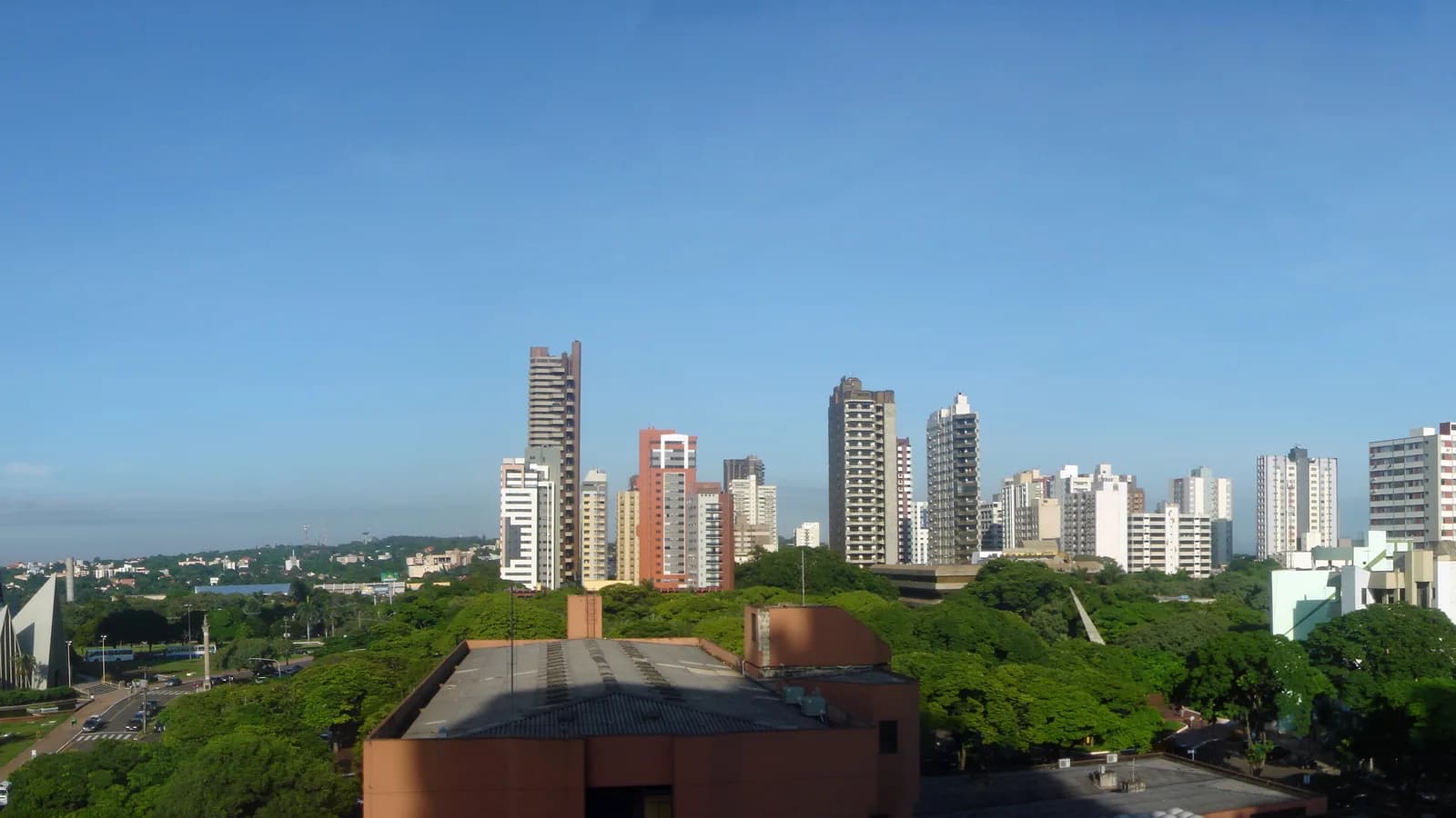 Vista panorâmica da cidade de Maringá, no Paraná