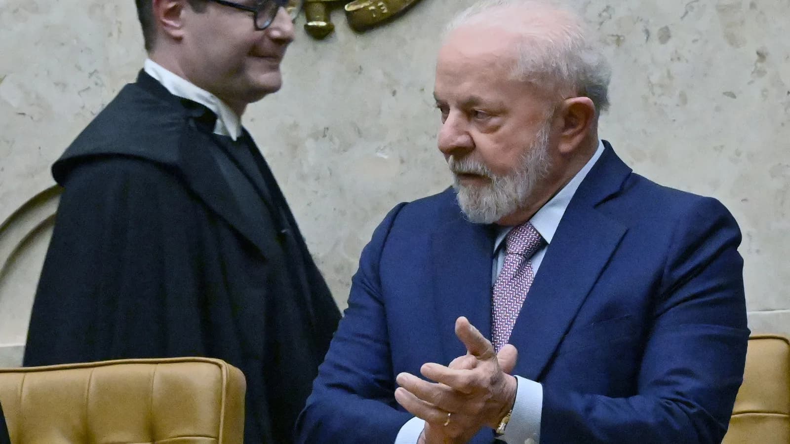 Ministro Cristiano Zanin durante cerimônia no STF