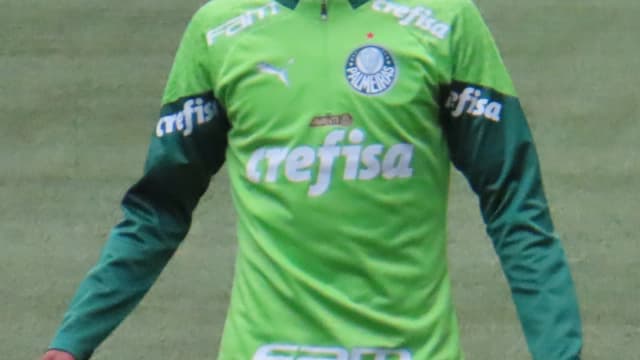 Estêvão em campo com a camisa do Palmeiras, antes de se transferir ao Chelsea (foto de arquivo)