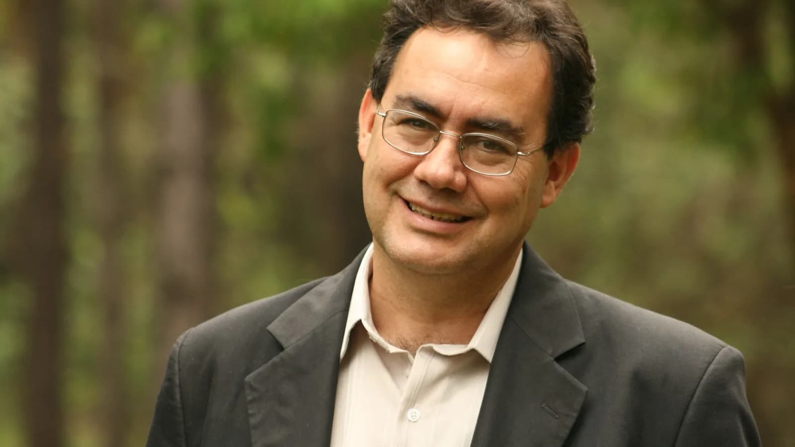 Augusto Cury, escritor e candidato à Presidência pelo Avante, em retrato