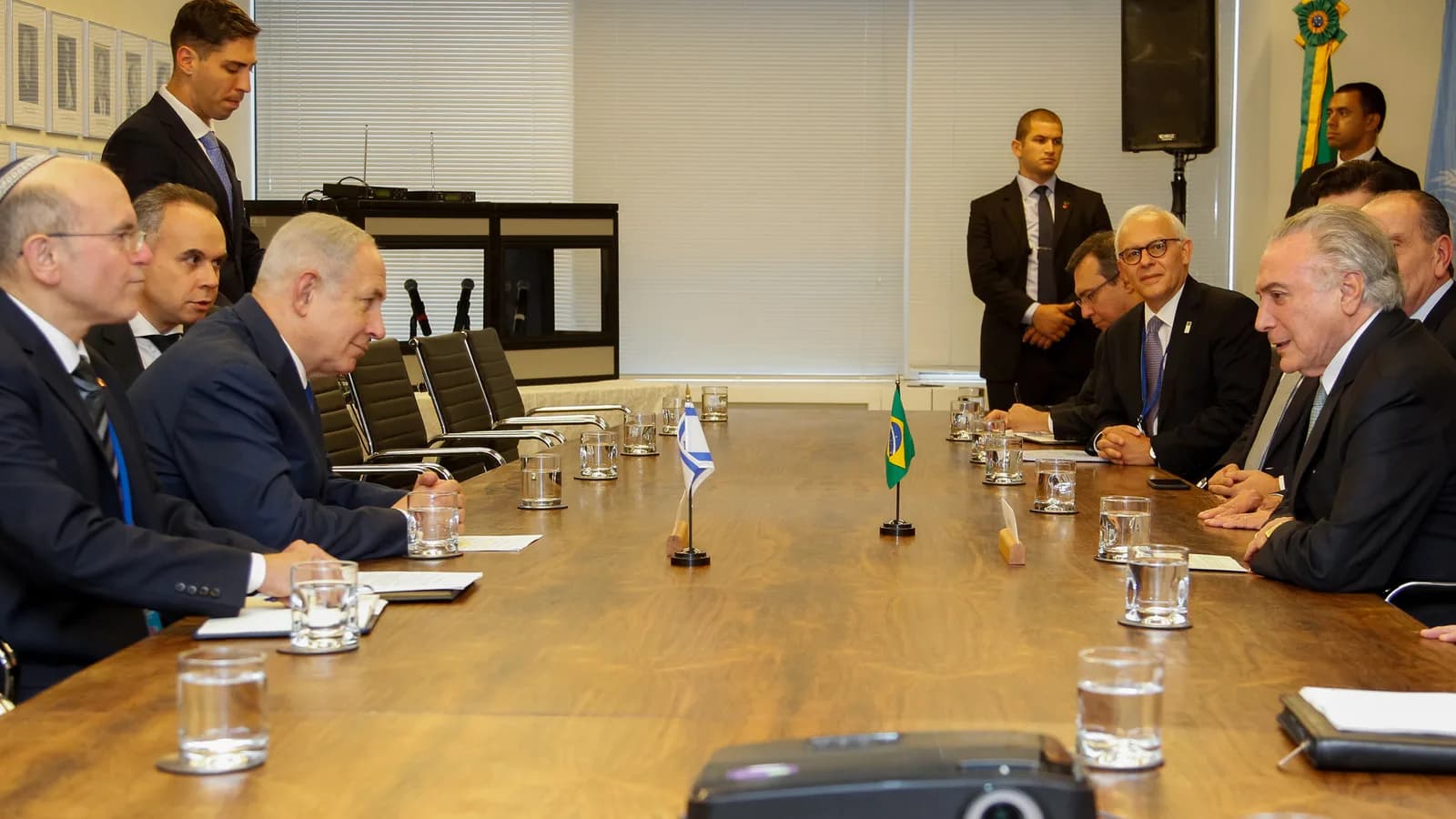Benjamin Netanyahu em reunião oficial com o então presidente brasileiro Michel Temer, em 2017