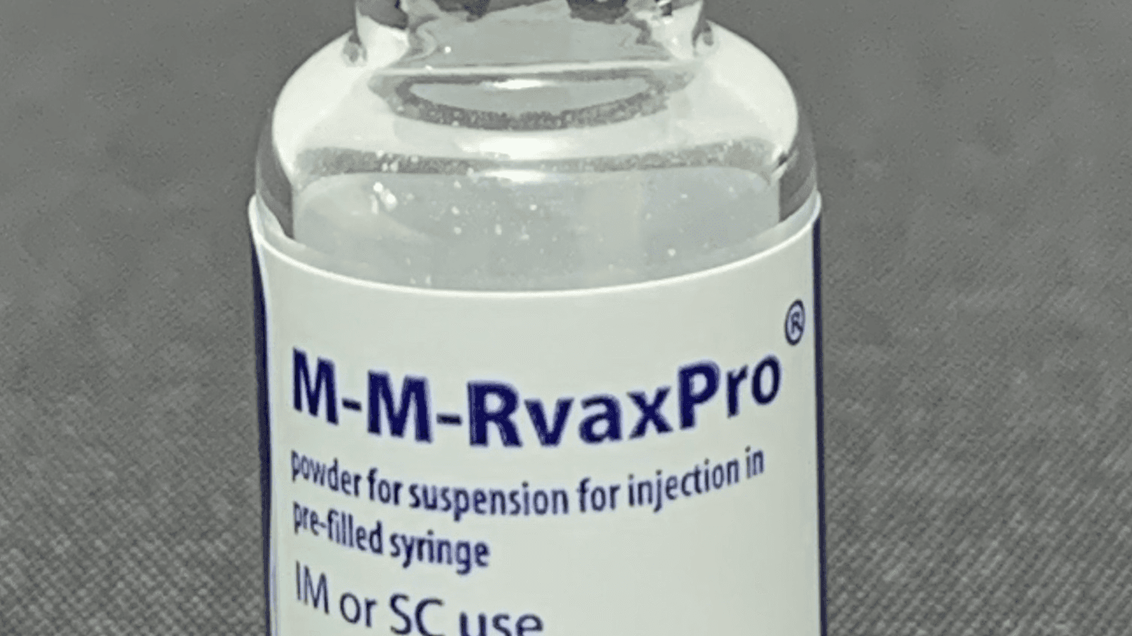 Frasco de vacina tríplice viral, usada contra o sarampo (foto ilustrativa)