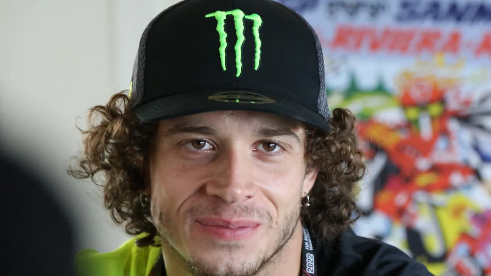 Marco Bezzecchi em evento de MotoGP