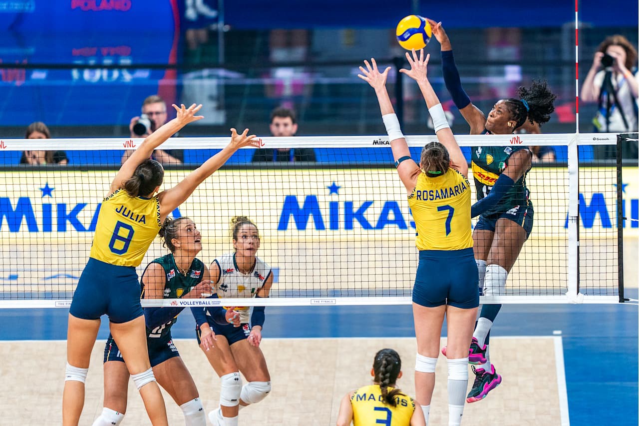 Brasil fica com o vice-campeonato após derrota para Itália na final da Liga das Nações Feminina 2025