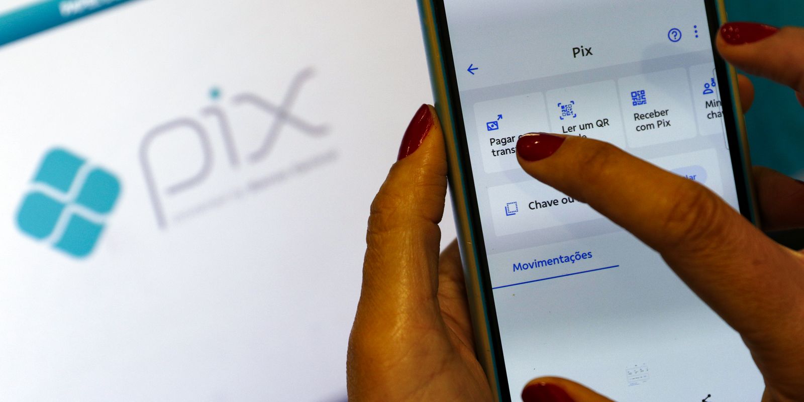 Como brasileiros estão utilizando o Pix em viagens internacionais