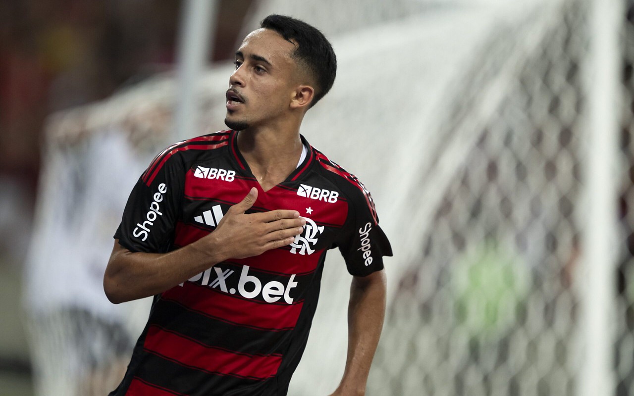 Cruzeiro apresenta proposta de R$ 22 milhões por Matheus Gonçalves, atacante do Flamengo