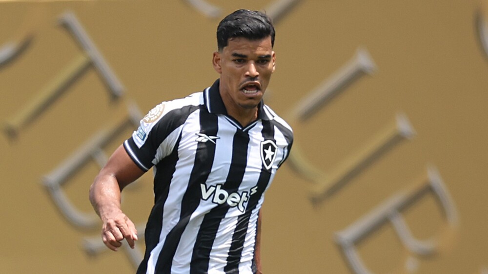 Sob o comando de Paiva, Fortaleza faz proposta por volante do Botafogo
