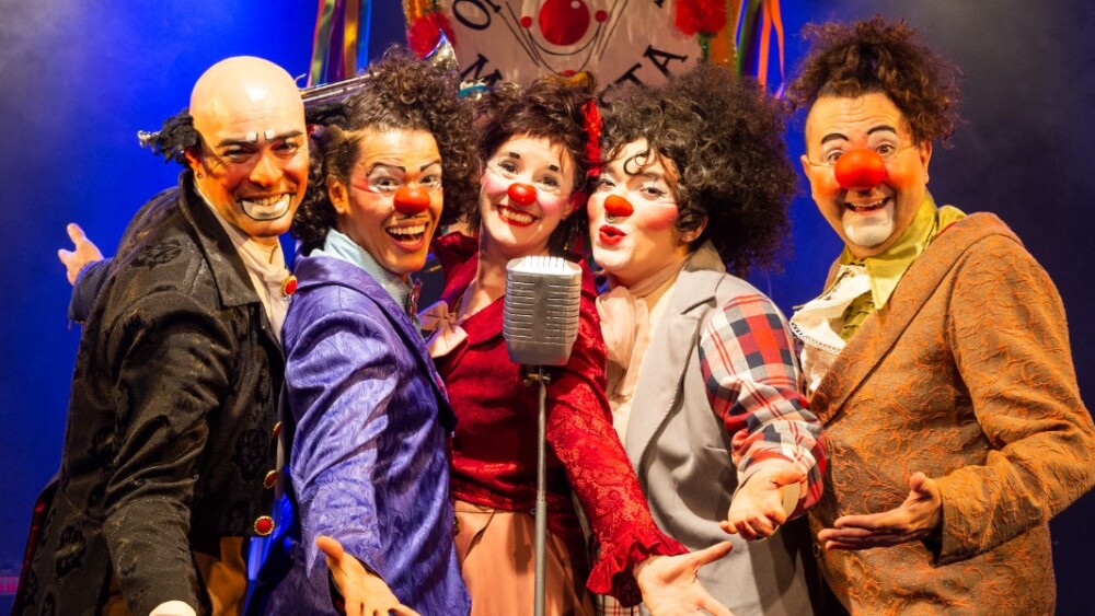 Palácio das Artes recebe show de palhaçaria neste domingo