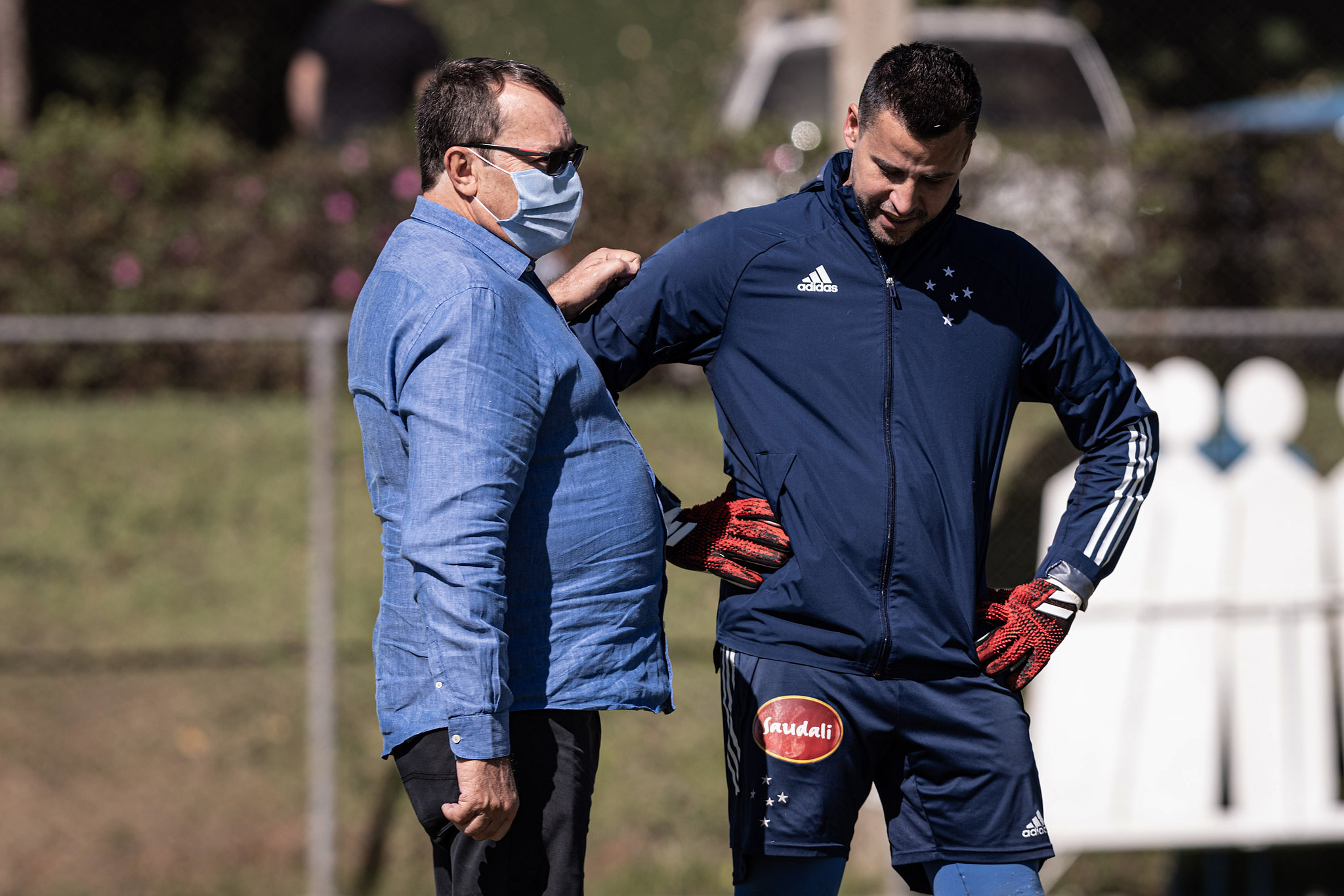 Pedrinho e Fábio resenham antes de Fluminense x Cruzeiro no Maracanã