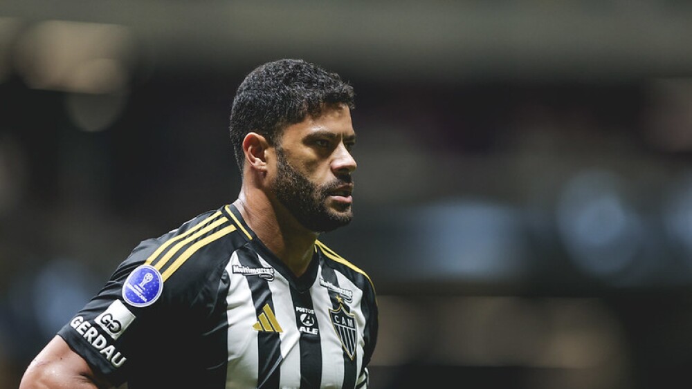 Hulk iguala ídolos do Atlético e busca recorde de Victor em jogos internacionais