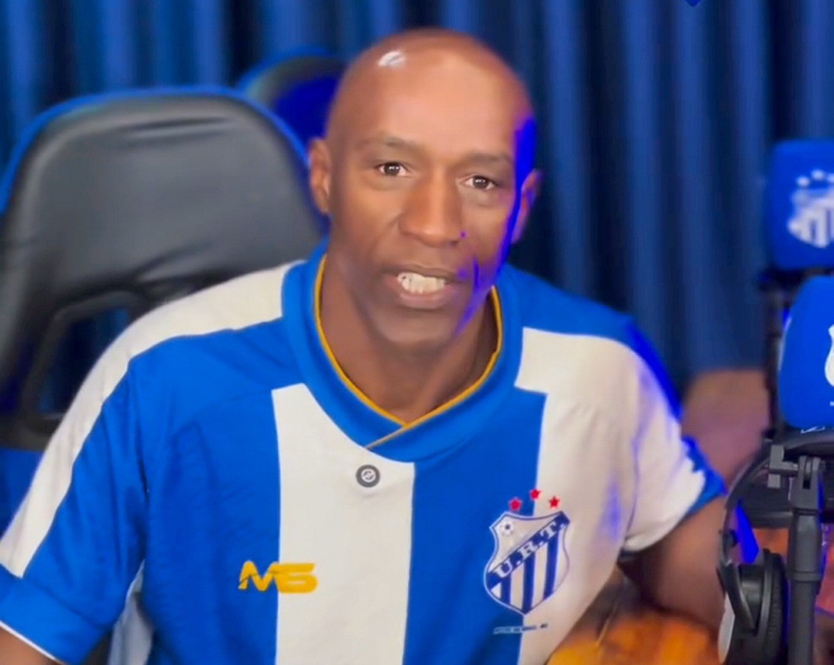 URT contrata atacante de 52 anos para o Módulo 2 do Mineiro