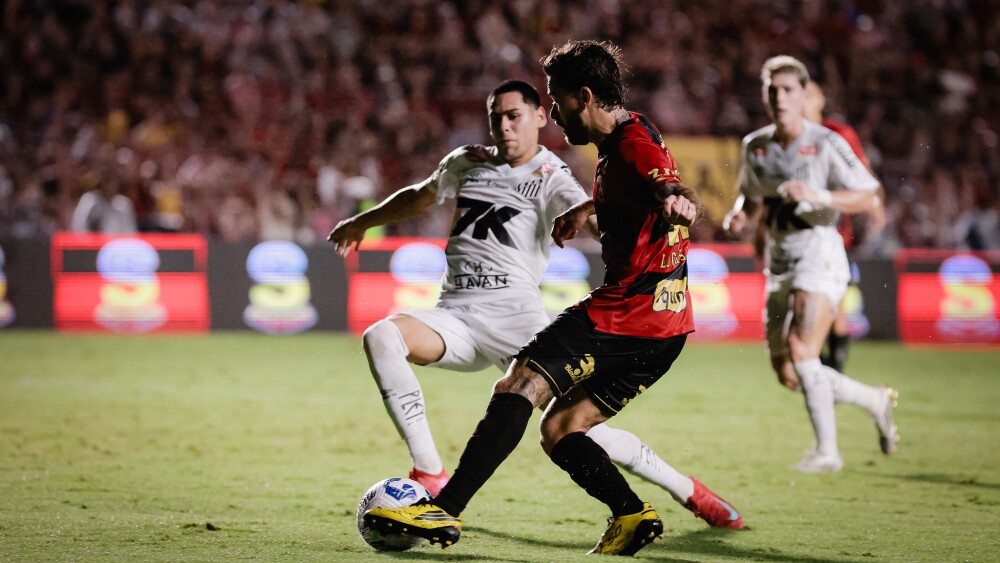 Sport sai na frente, mas cede empate ao Santos e segue sem vencer no Brasileirão