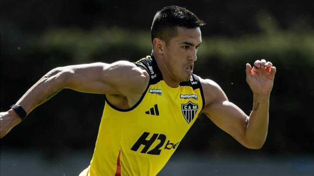 Tomás Cuello é liberado pelo DM e reforça Atlético na volta do Brasileirão
