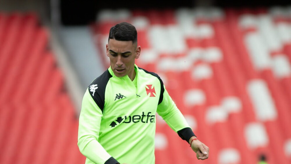 Lateral uruguaio Puma Rodríguez pode deixar o Vasco antes do fim da temporada