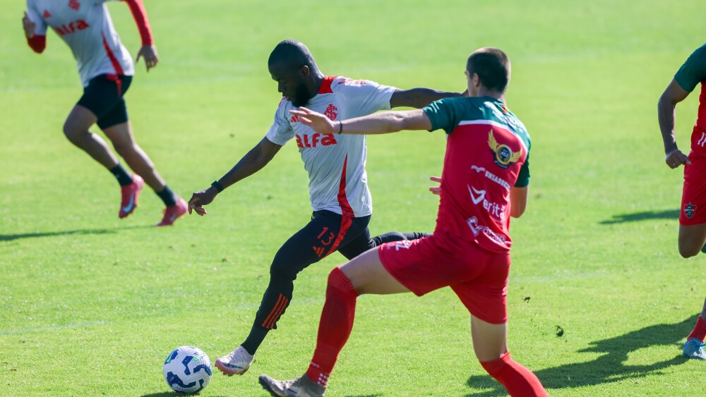 Como foi o jogo-treino e as escalações do Inter contra o Brasil de Farroupilha