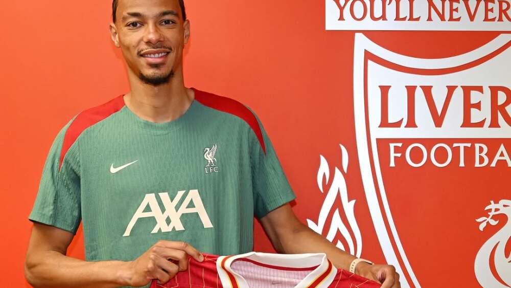 Liverpool anuncia contratação de destaque do Frankfurt e forma 'legião da Bundesliga' em Anfield