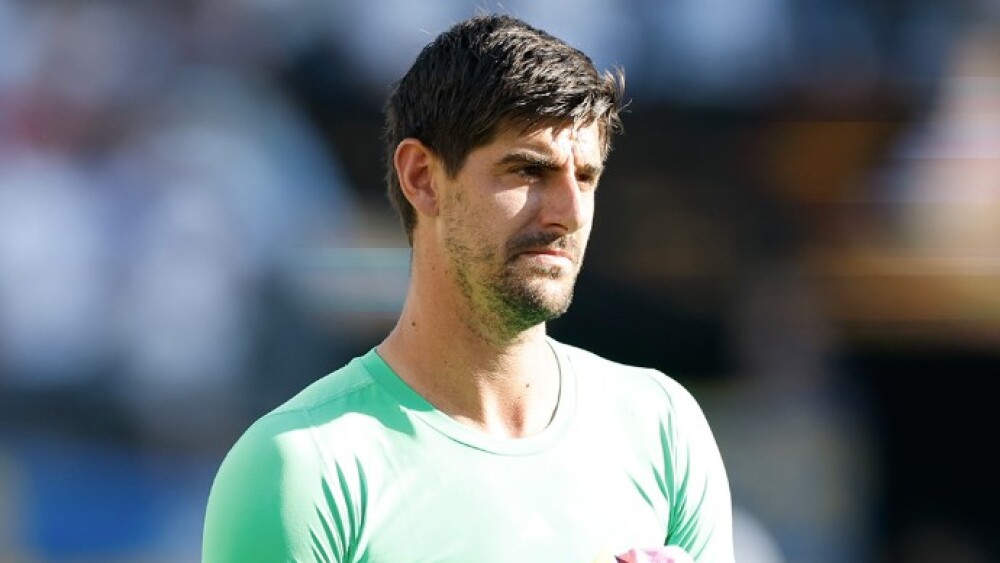 Courtois defende Donnarumma de críticas por provocar lesão de Musiala: 'Só azar'