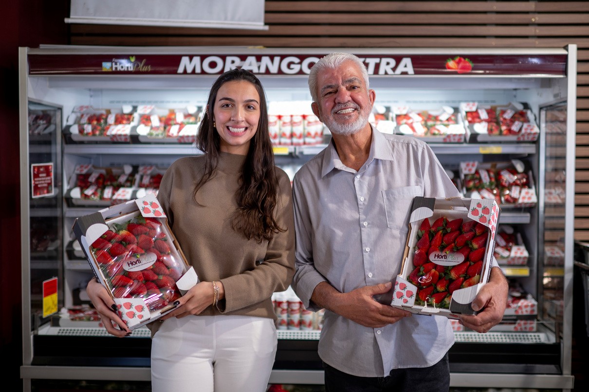 Morango do amor: sucesso viral esgota estoques em Belo Horizonte