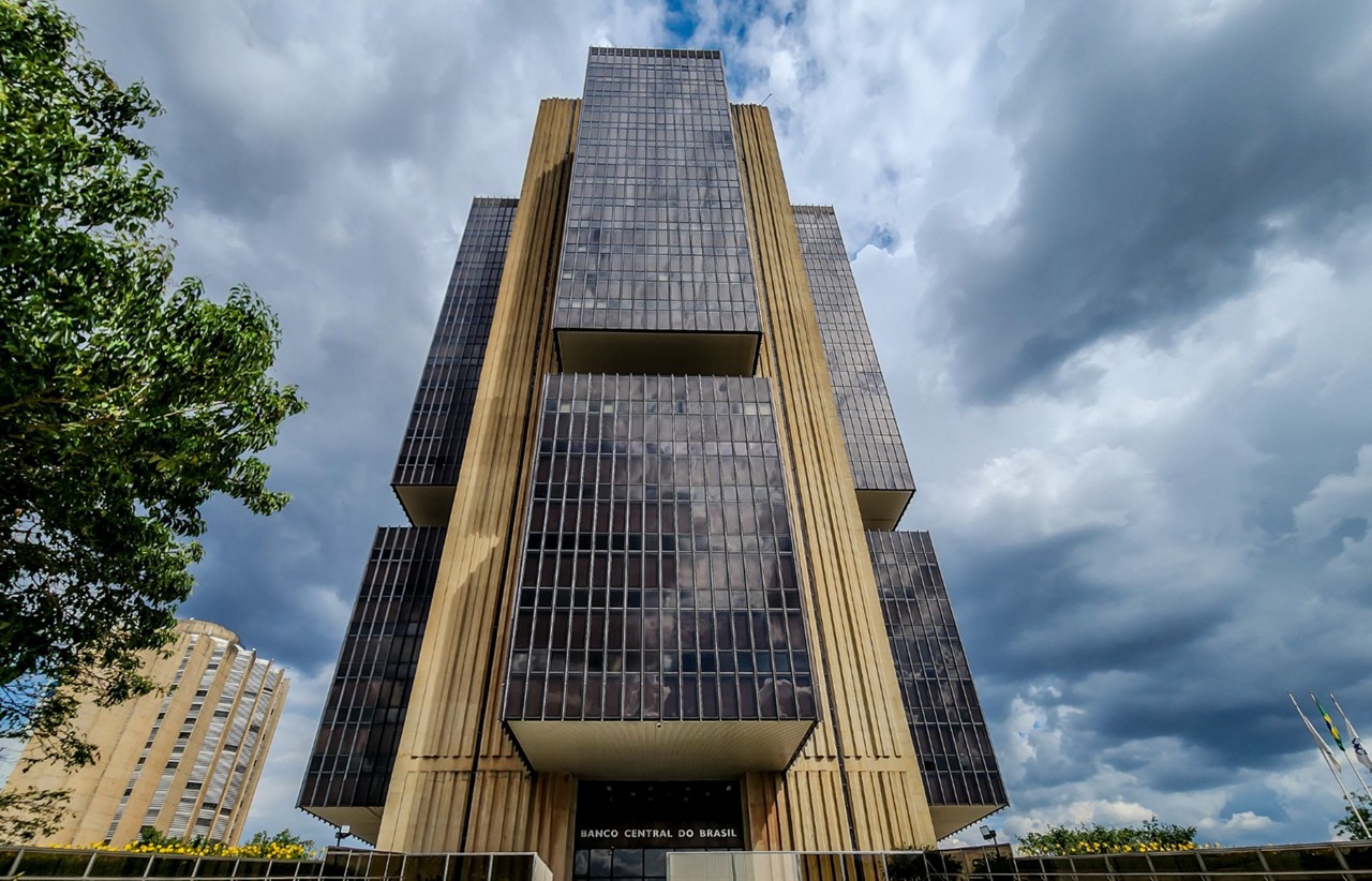 Copom prevê aumento da Selic para 13,25% na próxima reunião