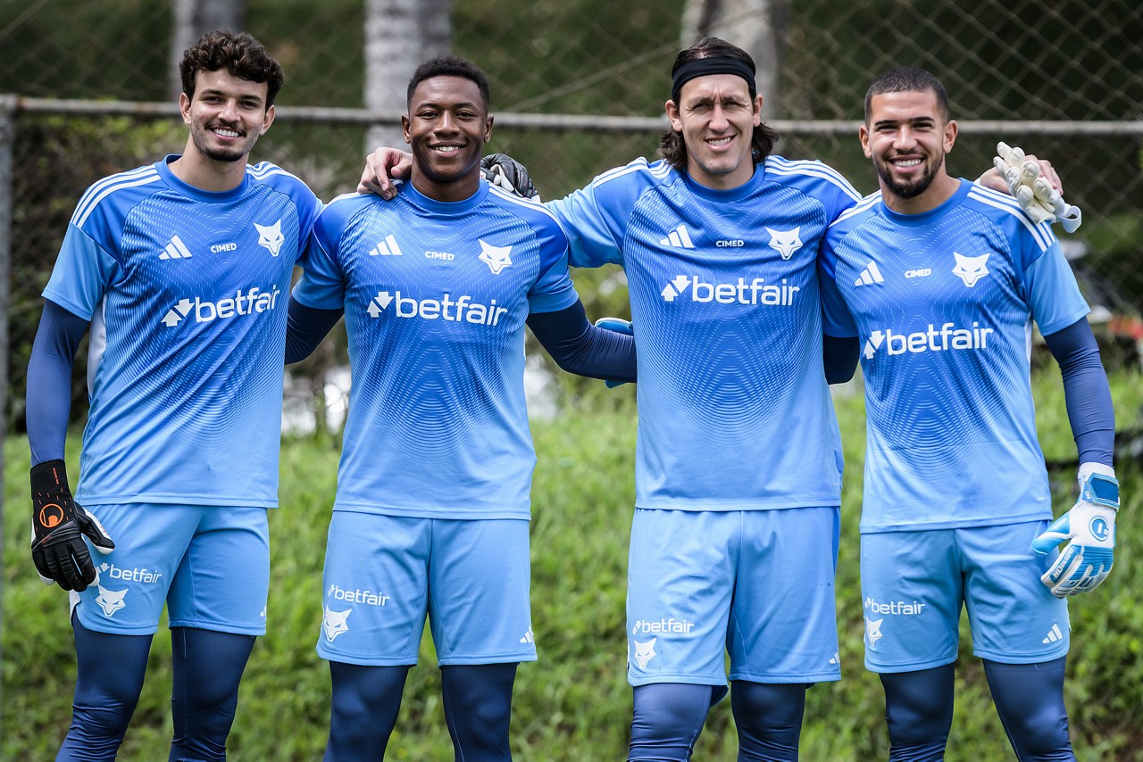 Goleiro Ítalo Brito deixa Cruzeiro após nove anos e acerta com rival América