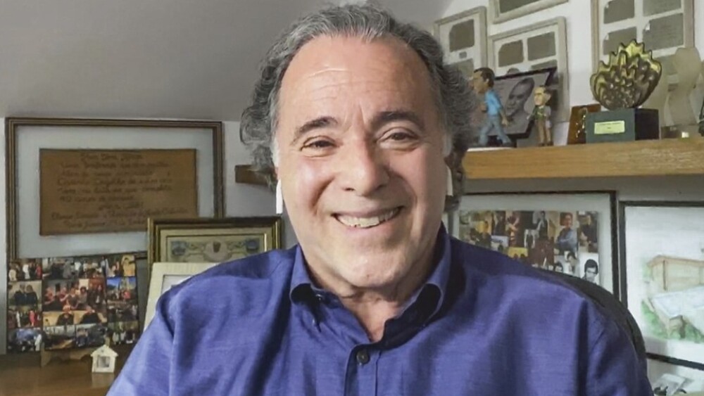 Após cirurgias no cérebro, ator Tony Ramos revela novo tratamento: 'Só de falar me emociona'