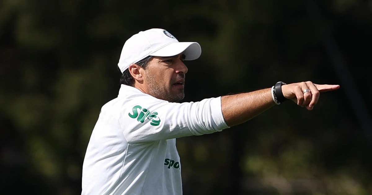Escalação do Palmeiras: Abel Ferreira testa mudanças para duelo contra o Vitória