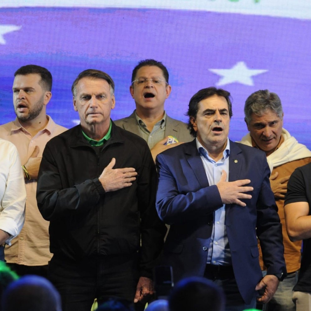 'Derrotamos o governo no IOF', celebra presidente do PL