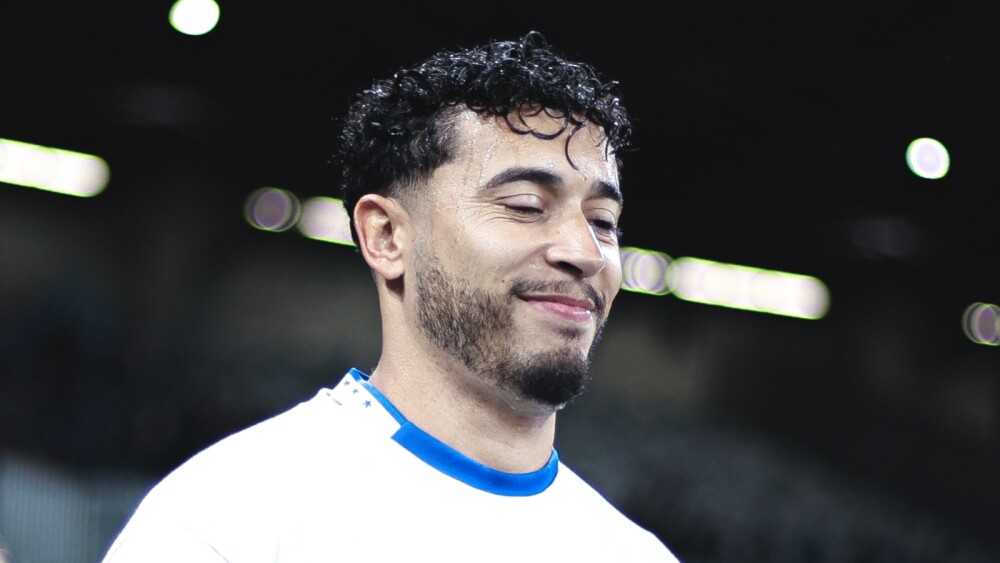 Ex-Inter, William provoca Grêmio após goleada do Cruzeiro pelo Brasileirão