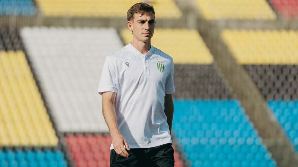 Escalação do Banfield: técnico argentino promove mudanças para enfrentar o Cruzeiro