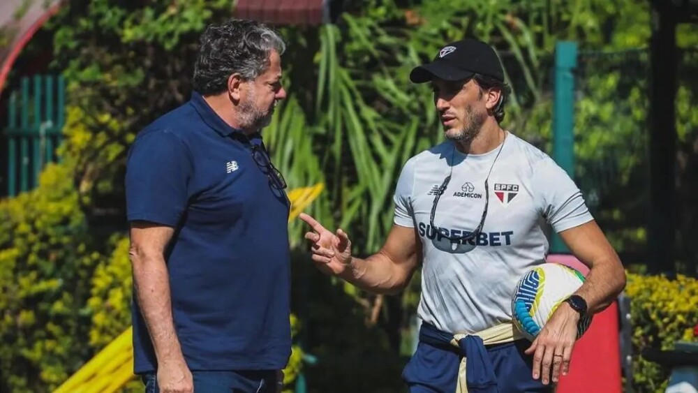 São Paulo enfrenta impasse com Zubeldía que atrasa reestreia de Crespo