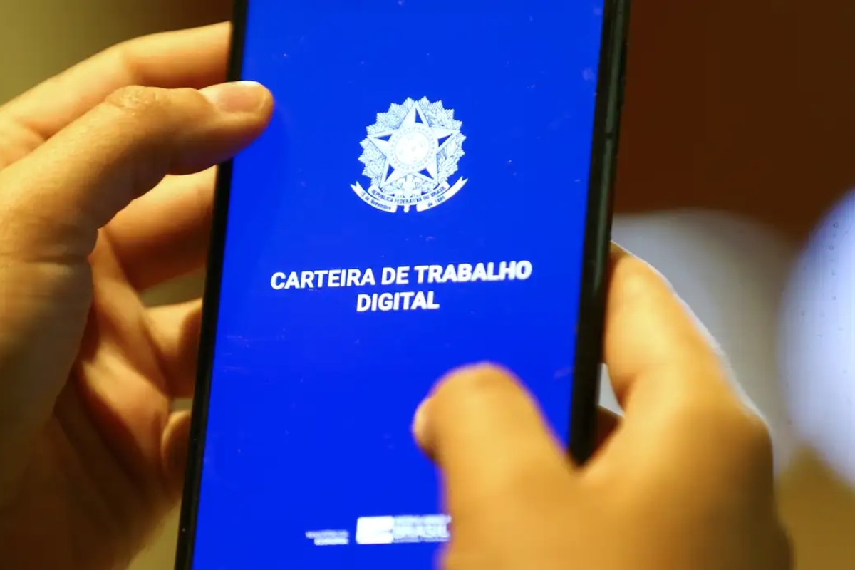 Mais de 5.400 vagas abertas em Belo Horizonte e região