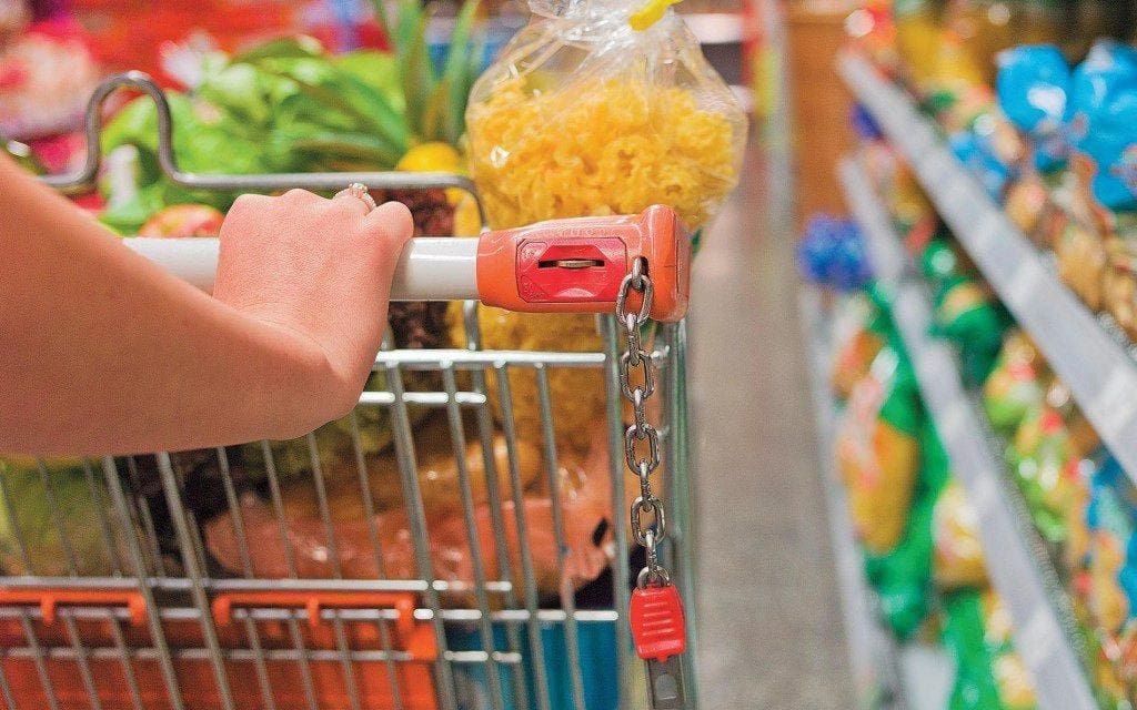Inflação avança a 0,43% em abril, impulsionada por alimentos e saúde