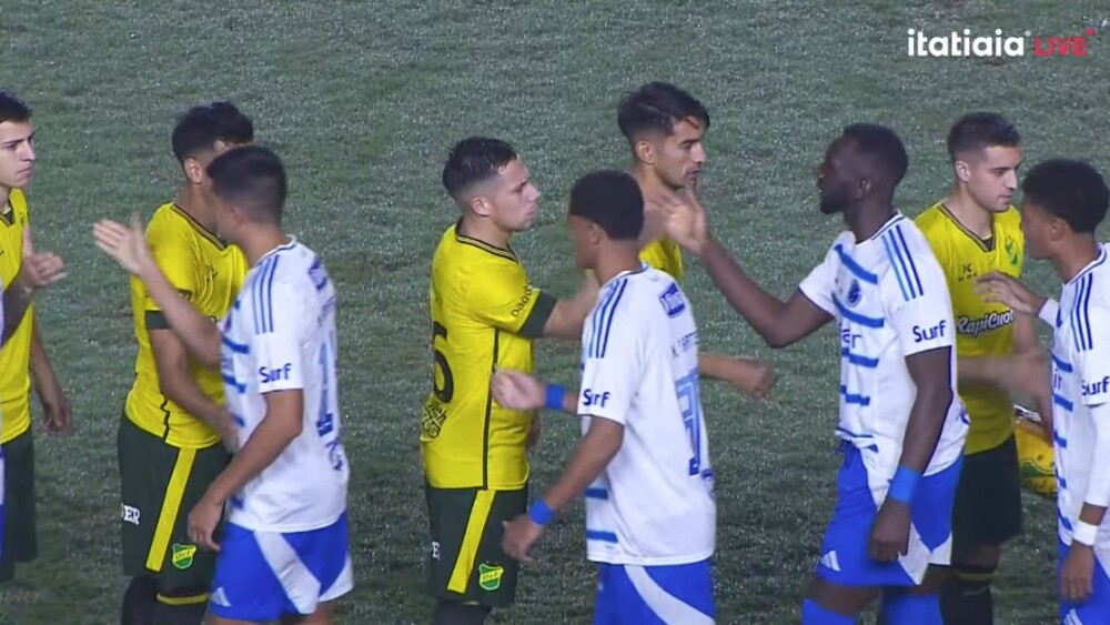 Cruzeiro x Defensa y Justicia: Ezequiel Cannavo é eleito o melhor em campo na Vitória Cup