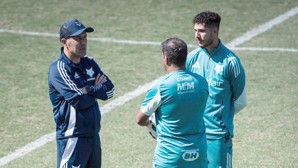 Cruzeiro enfrenta Banfield em amistoso antes da retomada do Brasileirão