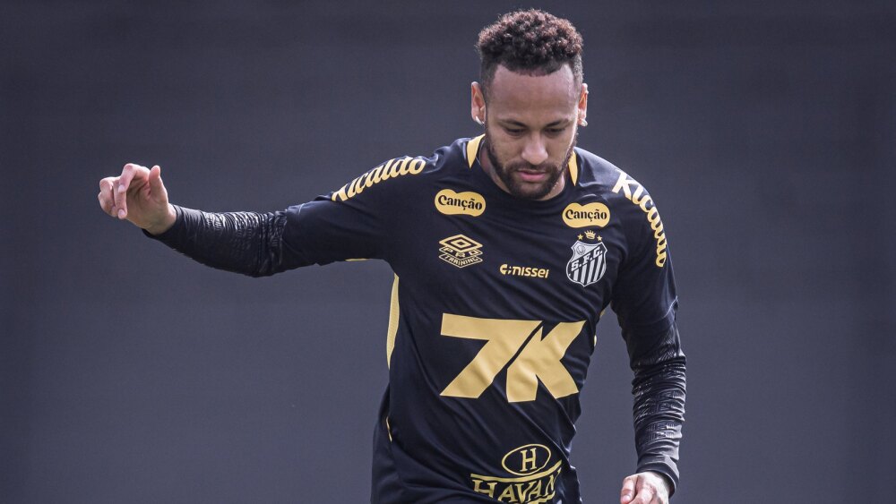 Técnico Cléber Xavier comenta objetivo de Neymar no Santos